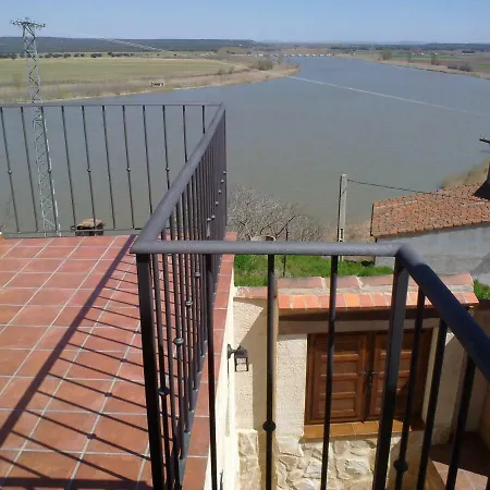 Kır Evi Alto De La Reserva Castronuno