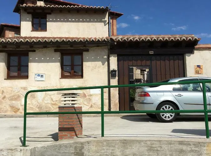 Hétvégi ház Alto De La Reserva Castronuño