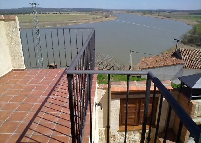 Hétvégi ház Alto De La Reserva Castronuño